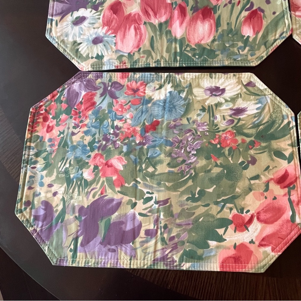 Floral Placemats - Picture 4 of 9